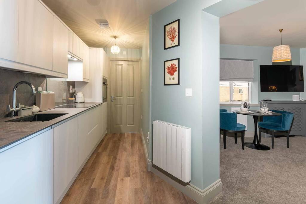 Modern, Relaxing 1 Bed Apartment Бат Экстерьер фото